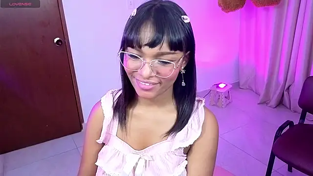 Snapshot of KaattySweet_ chatting on 07/12/26, 07:38 KaattySweet online show from 07/12/26, 07:38