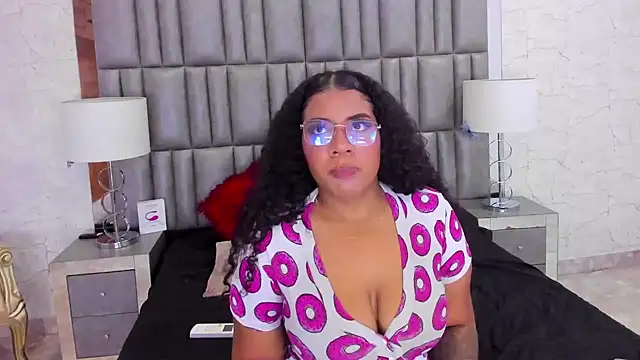 MelannyTylor online show from 01/24/25, 04:05