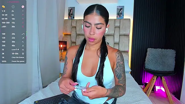 little sophie18 online show from 03/26/26, 08:14