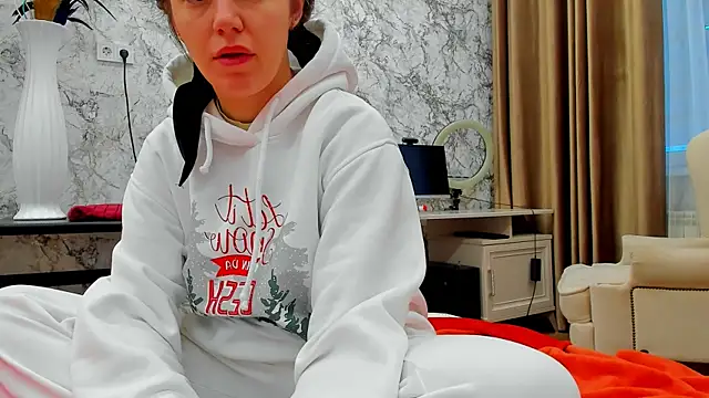 foxy blond online show from 02/24/26, 12:52