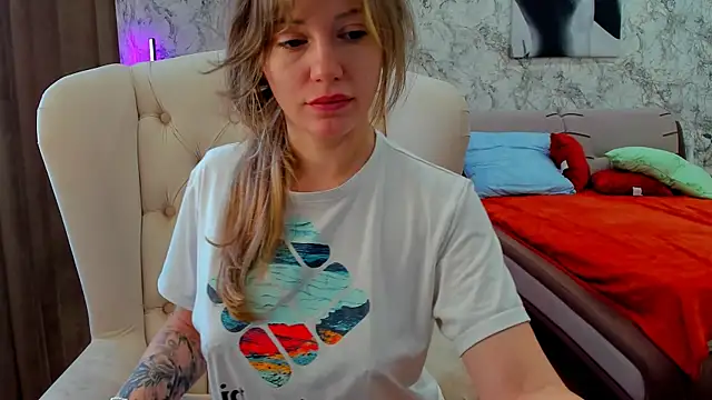 foxy blond online show from 03/16/26, 12:27