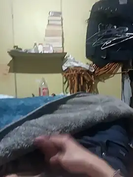 18cm2hrcarlos online show from 03/04/26, 02:56