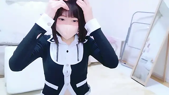 Im Yu-na online show from 05/31/26, 06:53