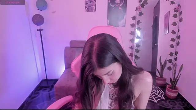 cami mila9 online show from 09/17/25, 08:10