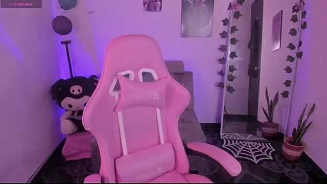 cami mila9 online show from 10/15/25, 08:09