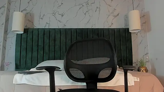 Ian Daviz online show from 03/21/25, 08:50