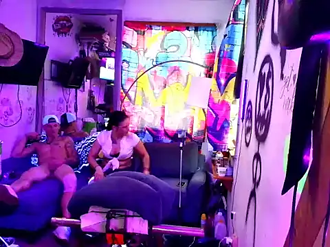 KRYZTALYNXXX online show from 01/06/25, 08:18