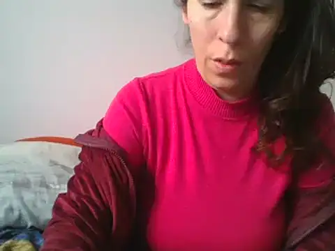 Snapshot of hairygirl80 chatting on 03/06/25, 08:41 hairygirl80 online show from 03/06/25, 08:41