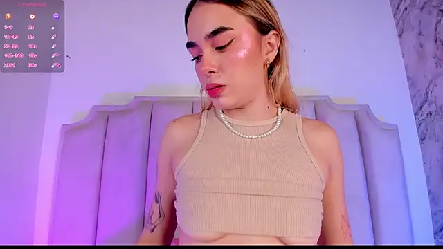 Lucy Vega online show from 03/14/25, 11:56