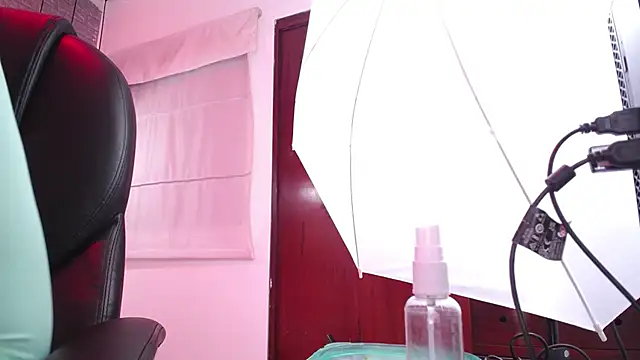 meghan nill online show from 03/22/25, 06:43