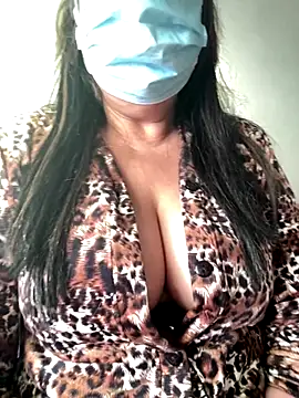 Snapshot of Jawahir-pretty-women chatting on 11/04/25, 07:51 Jawahir-pretty-women online show from 11/04/25, 07:51