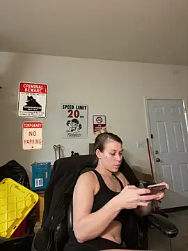 Snapshot of shesexplicit chatting on 03/03/26, 10:26 shesexplicit online show from 03/03/26, 10:26