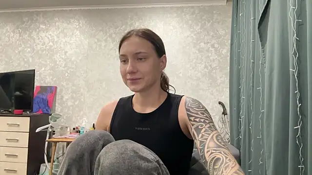 AnneBall online show from 12/24/24, 03:47