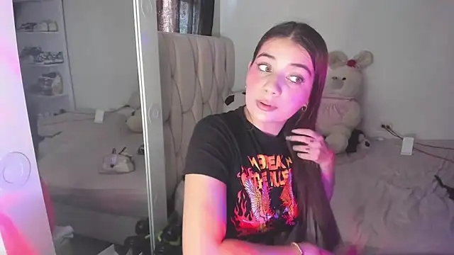 KittyKlum online show from 04/09/26, 06:35