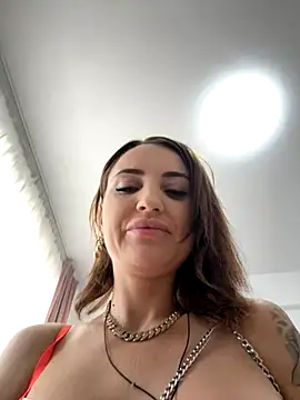 madonnaaaa online show from 09/21/25, 11:01