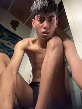 Mauuu18 online show from 04/12/26, 02:49