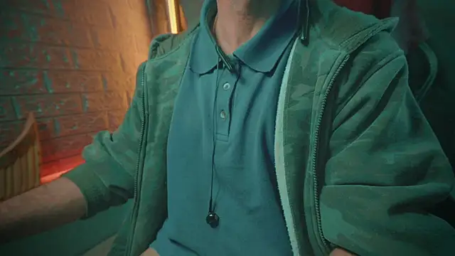 Snapshot of alex-volo chatting on 12/13/24, 02:27 alex-volo online show from 12/13/24, 02:27