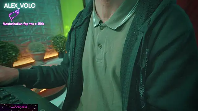 Snapshot of alex-volo chatting on 01/24/25, 09:06 alex-volo online show from 01/24/25, 09:06