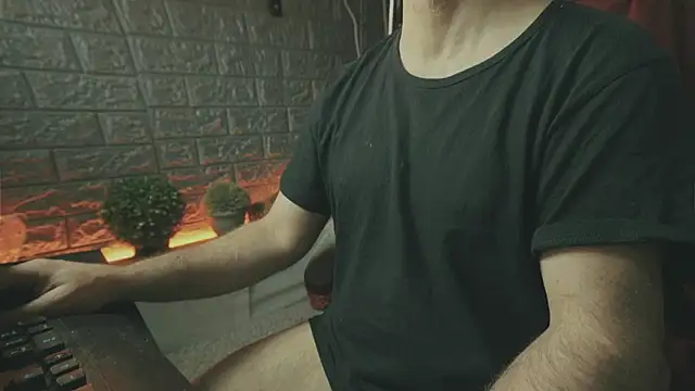 Snapshot of alex-volo chatting on 10/17/25, 03:20 alex-volo online show from 10/17/25, 03:20