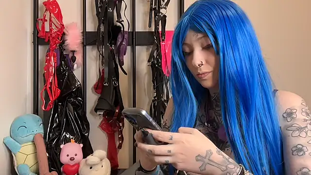 coyemoo online show from 04/24/26, 08:00