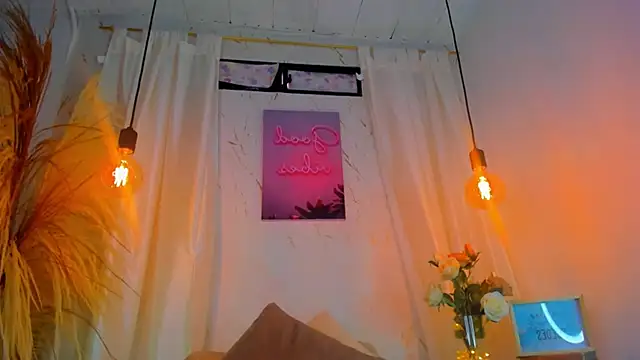 Snapshot of Natasha_hartaman chatting on 02/02/25, 07:14 Natasha hartaman online show from 02/02/25, 07:14