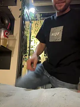 SmokingSloth online show from 02/09/25, 04:36