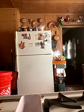 SmokingSloth online show from 12/21/25, 09:11