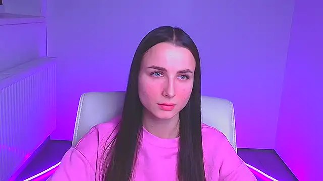 Eva Janee online show from 12/16/24, 12:27