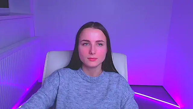 Eva Janee online show from 12/18/24, 07:15