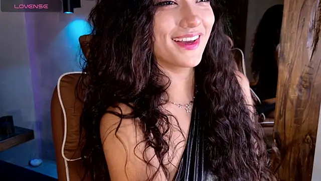 Snapshot of SeleneeEvanss chatting on 11/22/25, 06:07 SeleneeEvanss online show from 11/22/25, 06:07