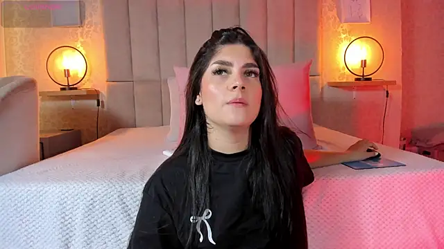 Amy-Saenz online show from 10/07/25, 03:31