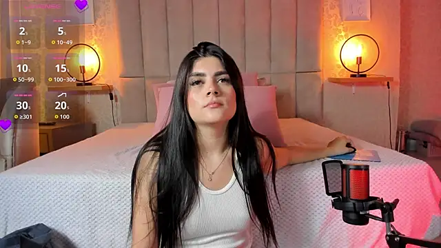 Amy-Saenz online show from 10/28/25, 03:14