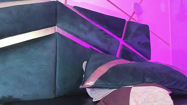 Snapshot of Charlie_Williams chatting on 01/16/25, 04:28 Charlie Williams online show from 01/16/25, 04:28