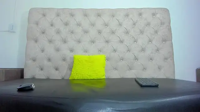 FernandaClar online show from 03/03/25, 06:01