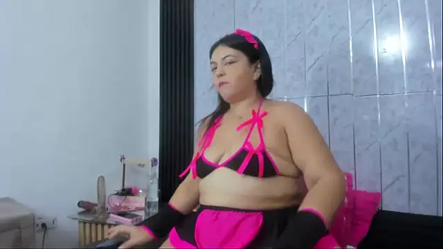 FernandaClar online show from 09/25/25, 08:56