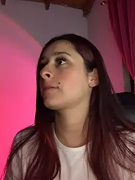 Snapshot of hannaa_brown chatting on 02/11/25, 03:40 hannaa brown online show from 02/11/25, 03:40