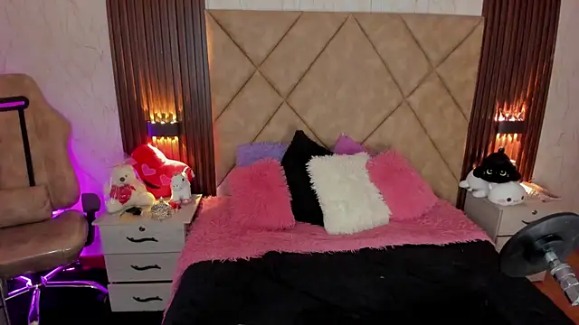 SummersAngel online show from 04/11/26, 08:46