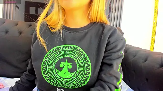 EvaaLovia1 online show from 10/02/25, 01:29