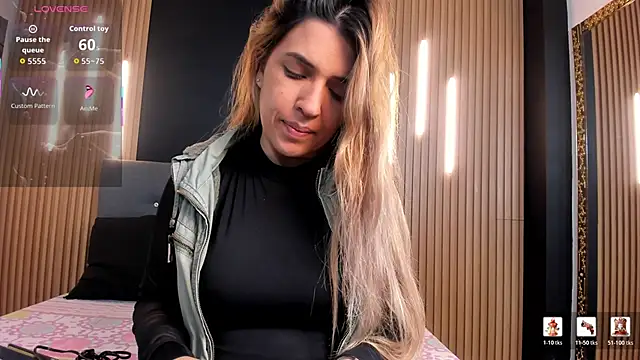 Snapshot of EvaaLovia1 chatting on 03/11/26, 01:39 EvaaLovia1 online show from 03/11/26, 01:39