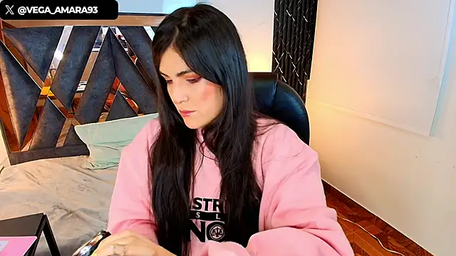 Amara vega online show from 11/22/25, 06:56