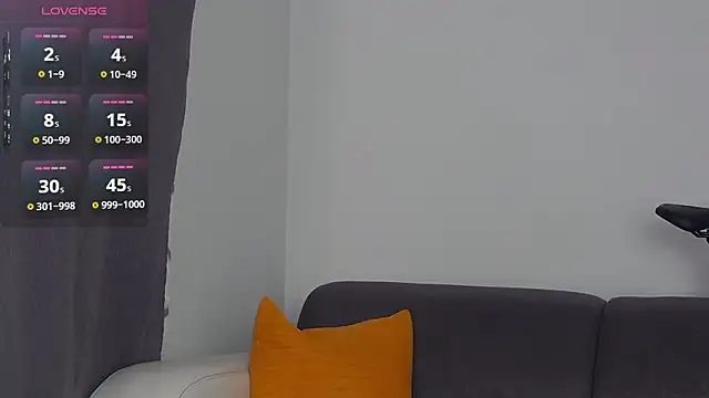 Snapshot of Nobodyforever chatting on 02/08/25, 06:01 Nobodyforever online show from 02/08/25, 06:01