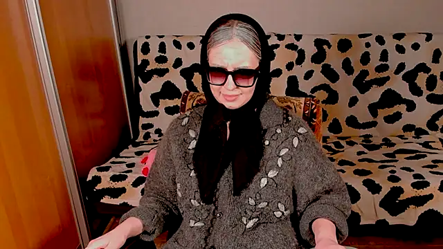 Snapshot of VeronikaKissuchi chatting on 02/11/25, 03:29 VeronikaKissuchi online show from 02/11/25, 03:29