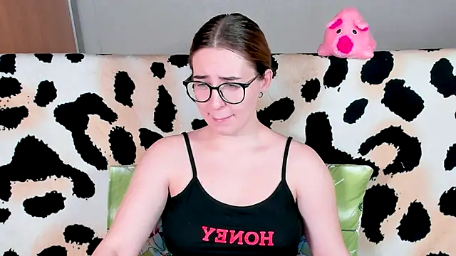 Snapshot of VeronikaKissuchi chatting on 02/17/25, 02:59 VeronikaKissuchi online show from 02/17/25, 02:59