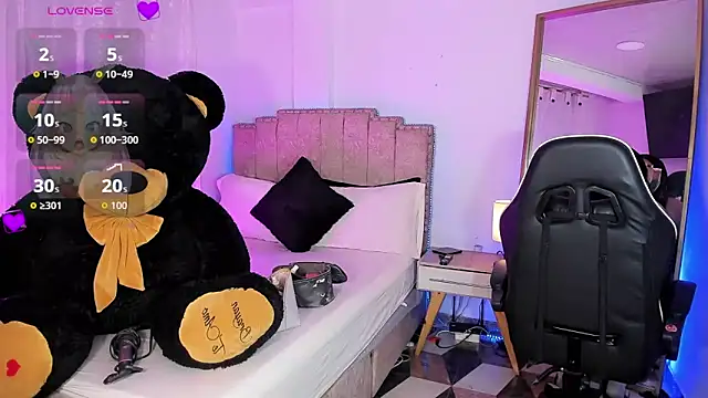 alexia mattel online show from 11/08/25, 09:13