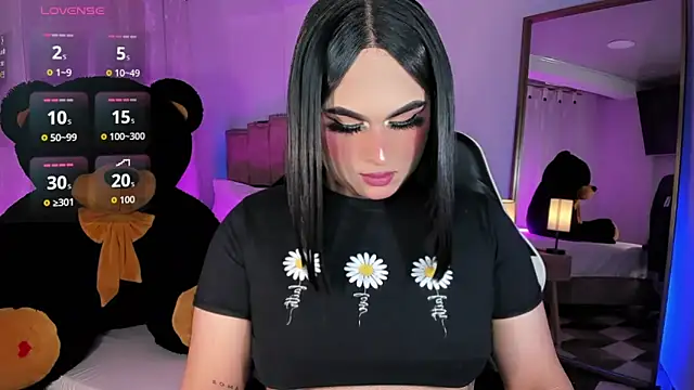 alexia mattel online show from 11/25/25, 06:30