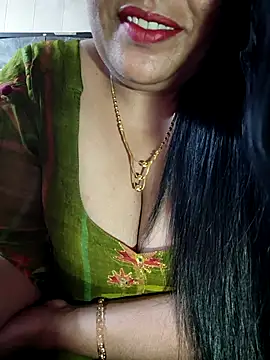 sneha rose online show from 09/10/25, 05:13