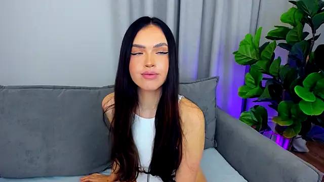 Snapshot of sexyangeloux chatting on 10/11/25, 07:56 sexyangeloux online show from 10/11/25, 07:56