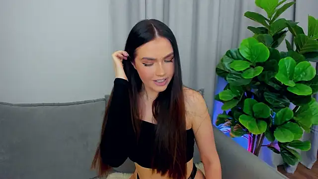 Snapshot of sexyangeloux chatting on 10/28/25, 10:23 sexyangeloux online show from 10/28/25, 10:23