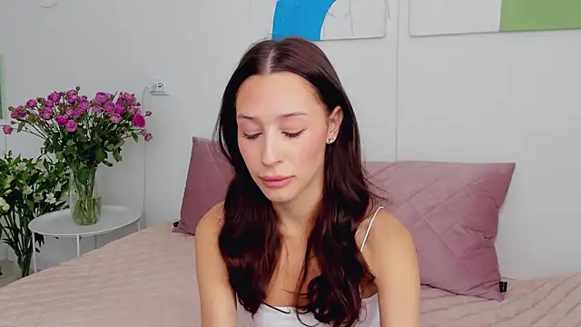 Snapshot of SelenaRousey chatting on 03/02/26, 08:32 SelenaRousey online show from 03/02/26, 08:32