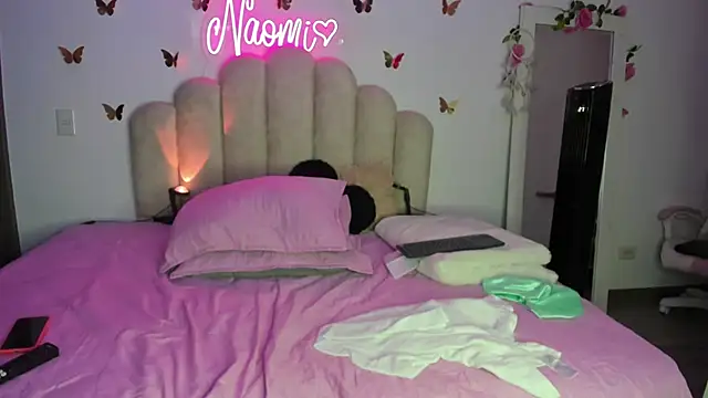 Snapshot of NaomiAsha chatting on 09/09/25, 12:10 NaomiAsha online show from 09/09/25, 12:10